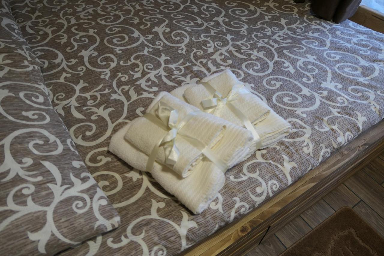 Voyage Hotel Tatariv Buitenkant foto
