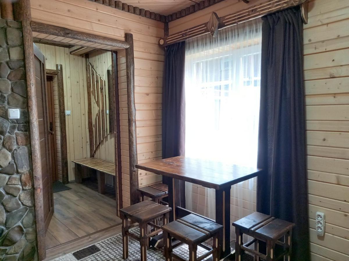 Voyage Hotel Tatariv Buitenkant foto