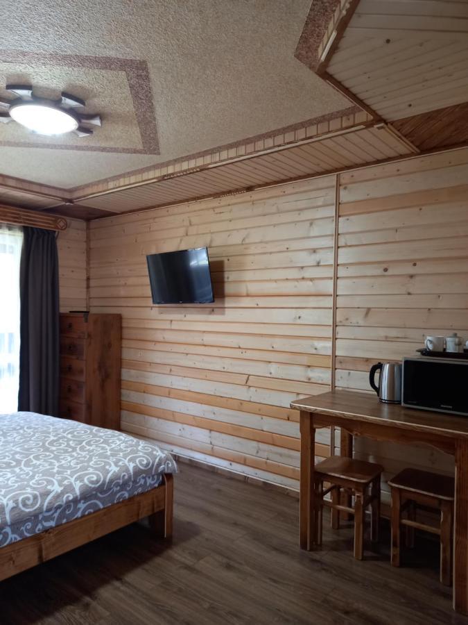 Voyage Hotel Tatariv Buitenkant foto