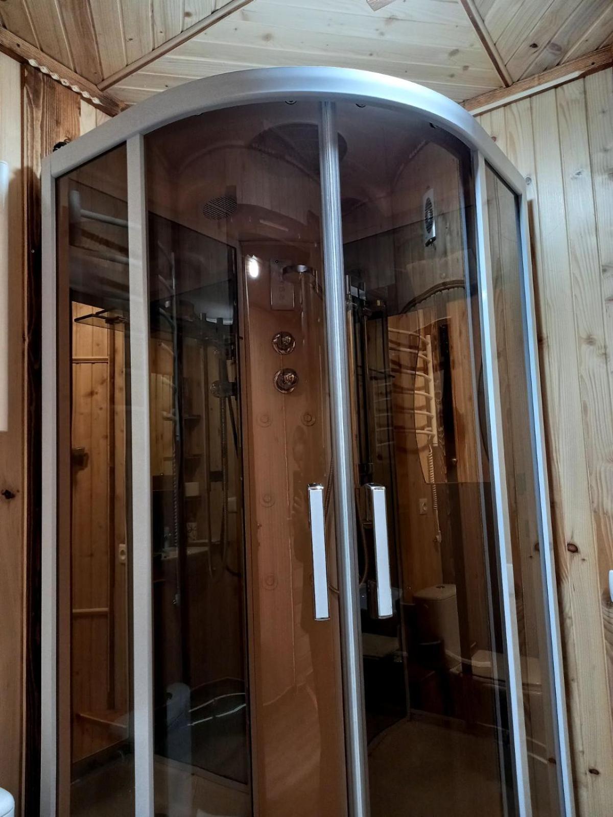 Voyage Hotel Tatariv Buitenkant foto