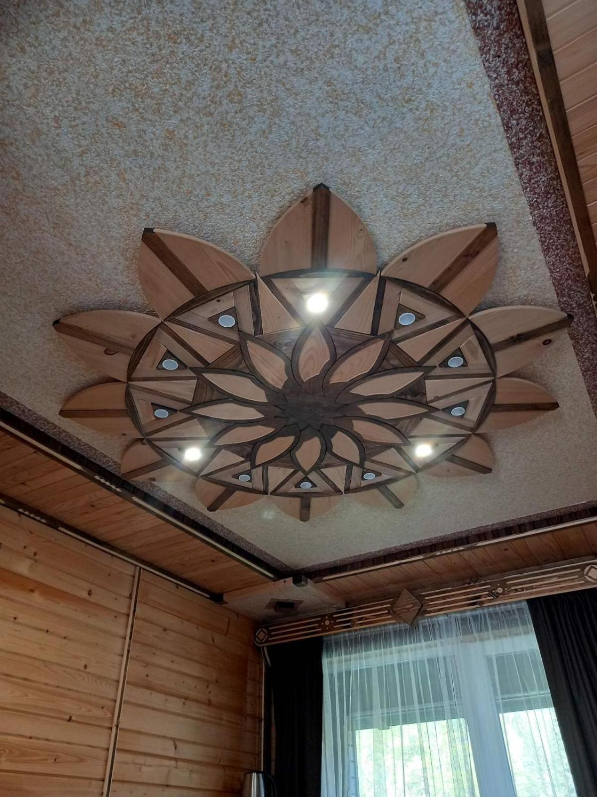 Voyage Hotel Tatariv Buitenkant foto
