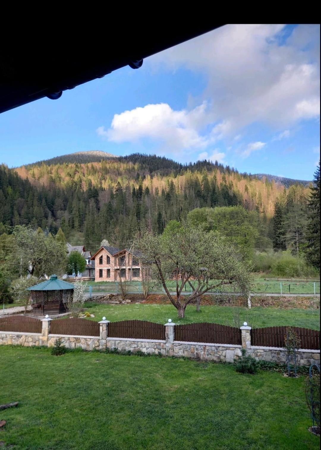 Voyage Hotel Tatariv Buitenkant foto